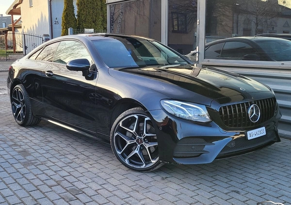 Mercedes-Benz Klasa E cena 159900 przebieg: 140061, rok produkcji 2019 z Sulejów małe 781